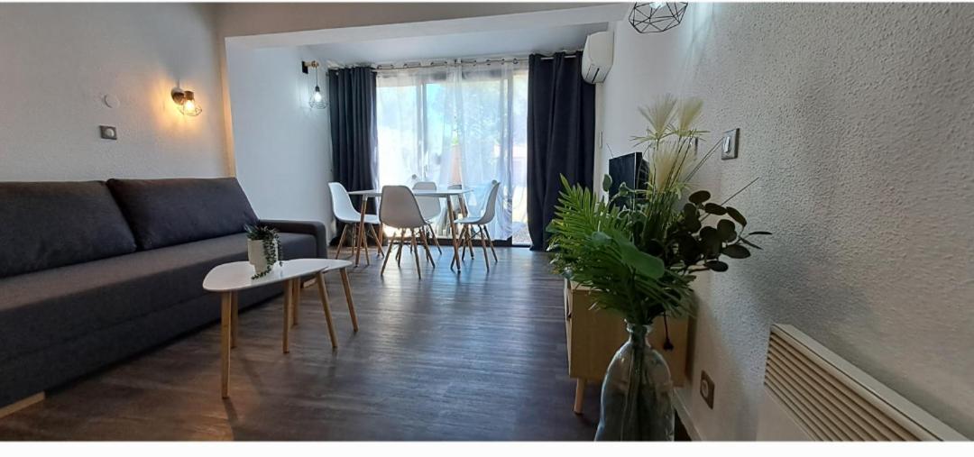 Appartement Residence De Vacances Les Hameaux De Camargue Arlés Exterior foto